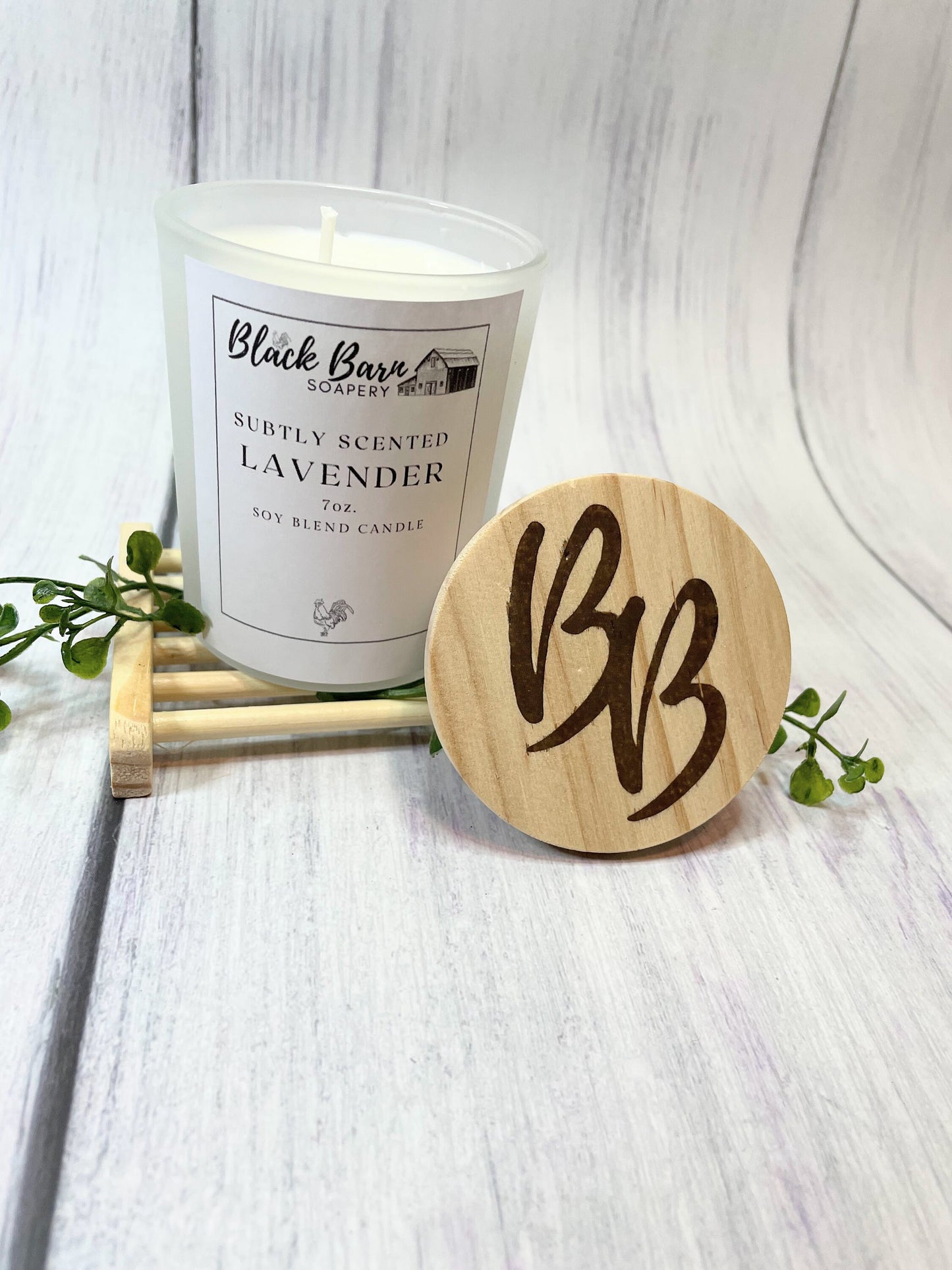 Lavender - Subtly Scented 7oz Jar Candle w/ Bambo lid