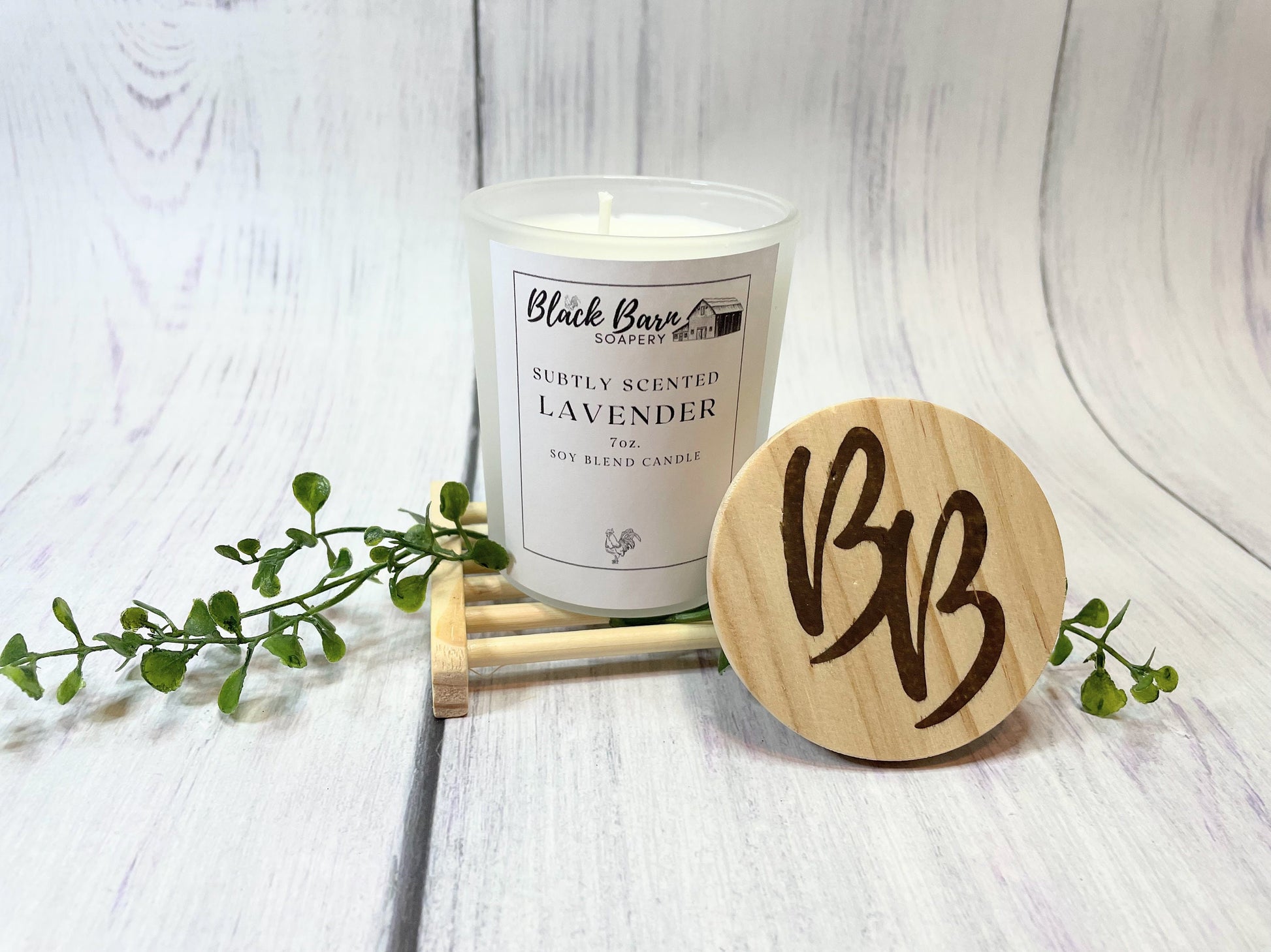 Lavender - Subtly Scented 7oz Jar Candle w/ Bambo lid