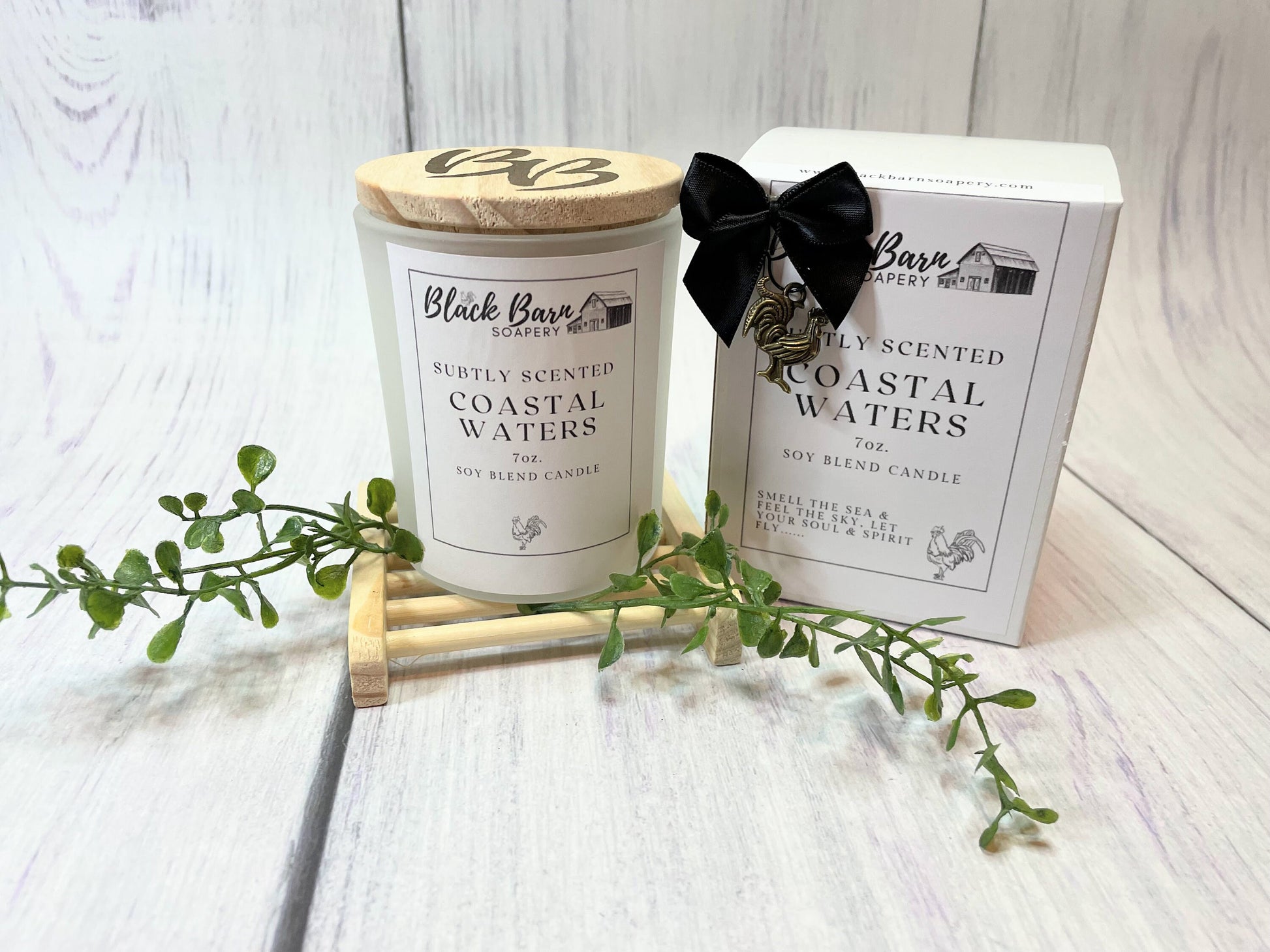 Coastal Waters - Subtly Scented 7oz Jar Candle w/ Bambo lid