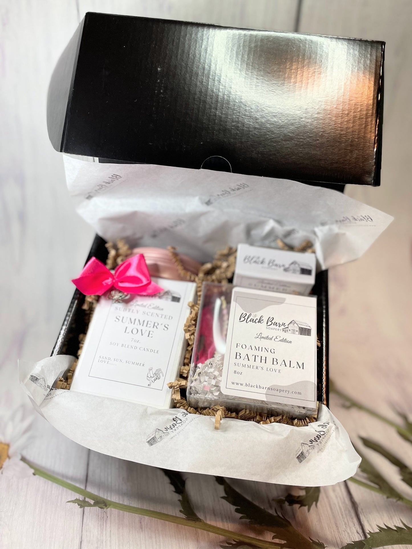 Summer's Love - Limited Edition - Black Barn Box