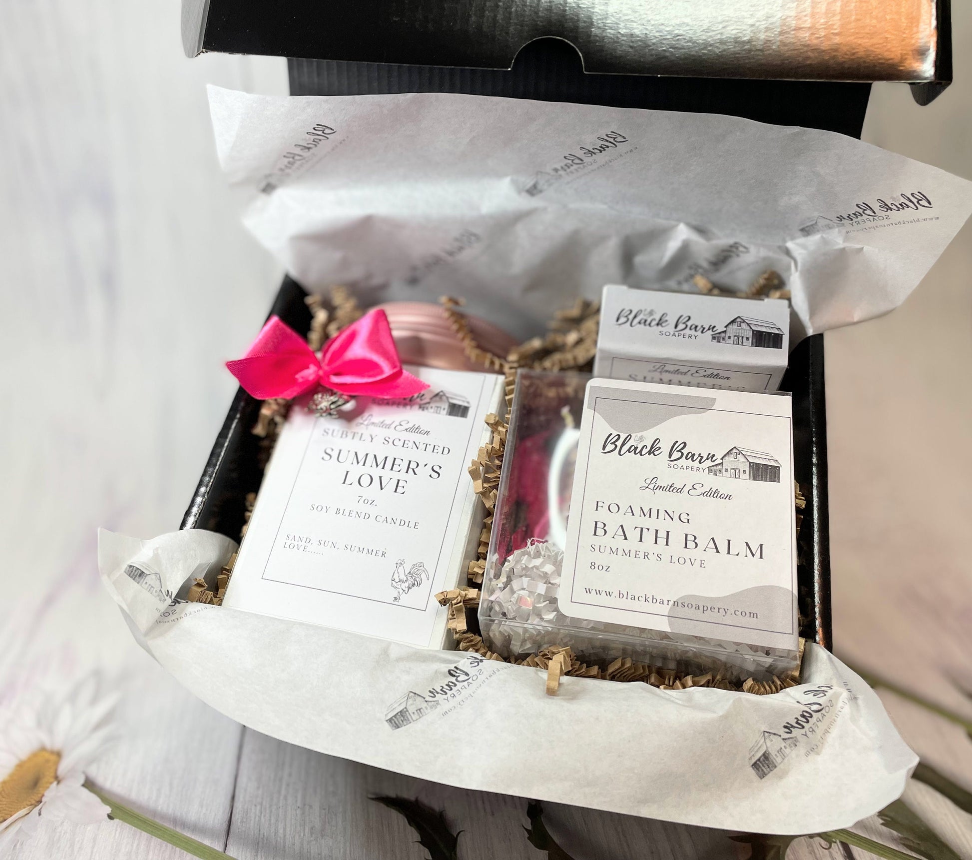 Summer's Love - Limited Edition - Black Barn Box