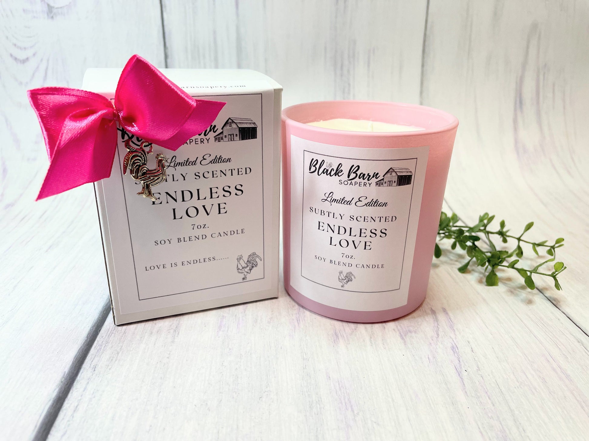 Endless Love - Limited Edition - Subtly Scented 7oz Jar Candle w/ Bambo lid