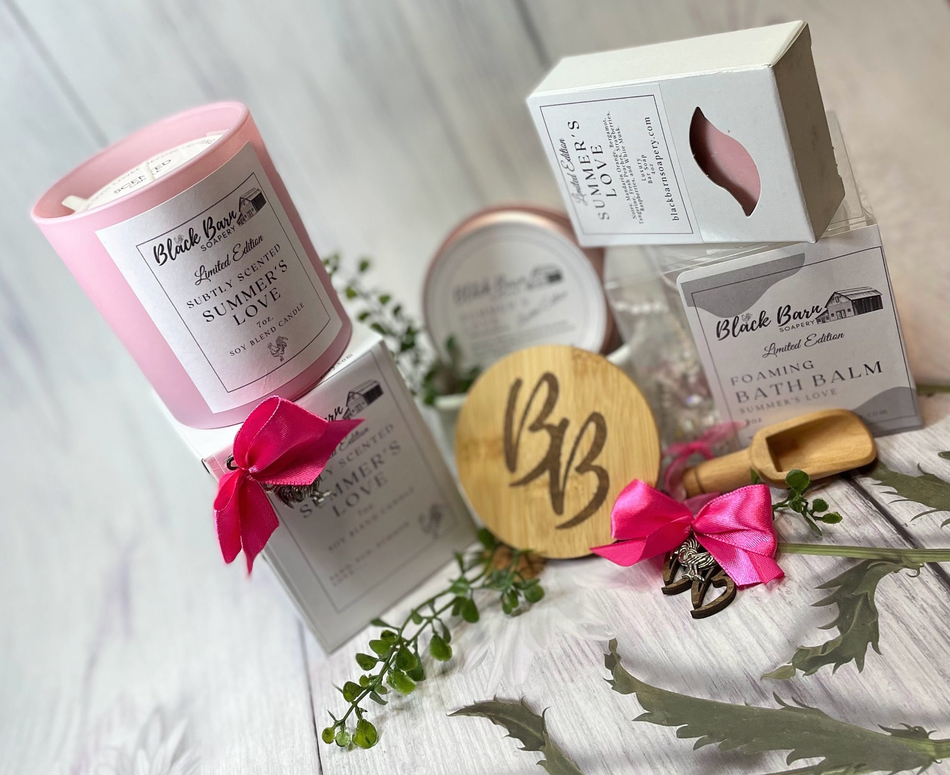 Summer's Love - Limited Edition - Black Barn Box