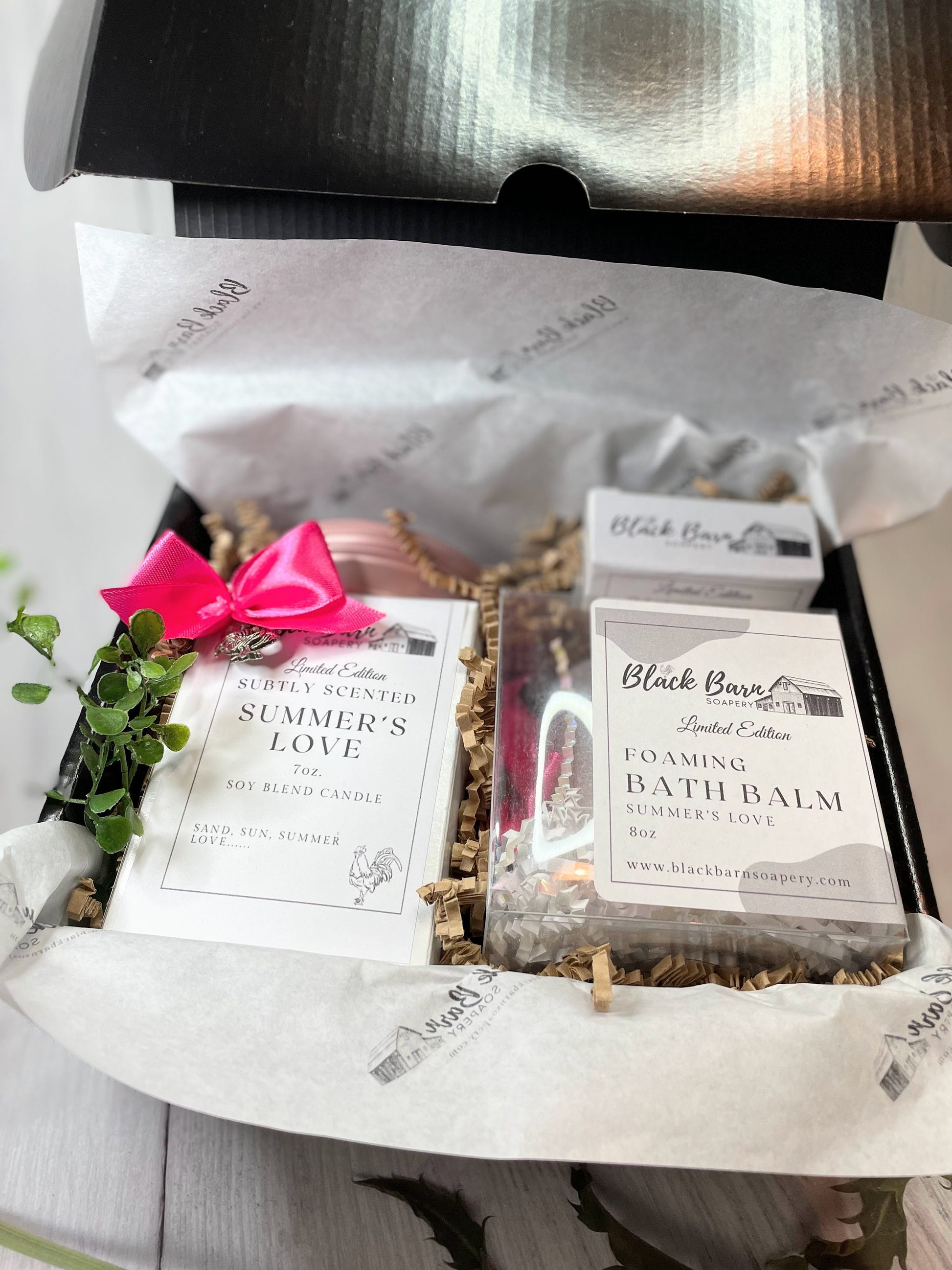 Summer's Love - Limited Edition - Black Barn Box