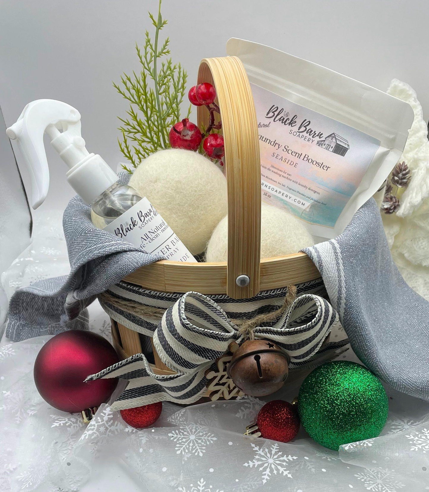 Black Barn Dryer Ball Gift Basket