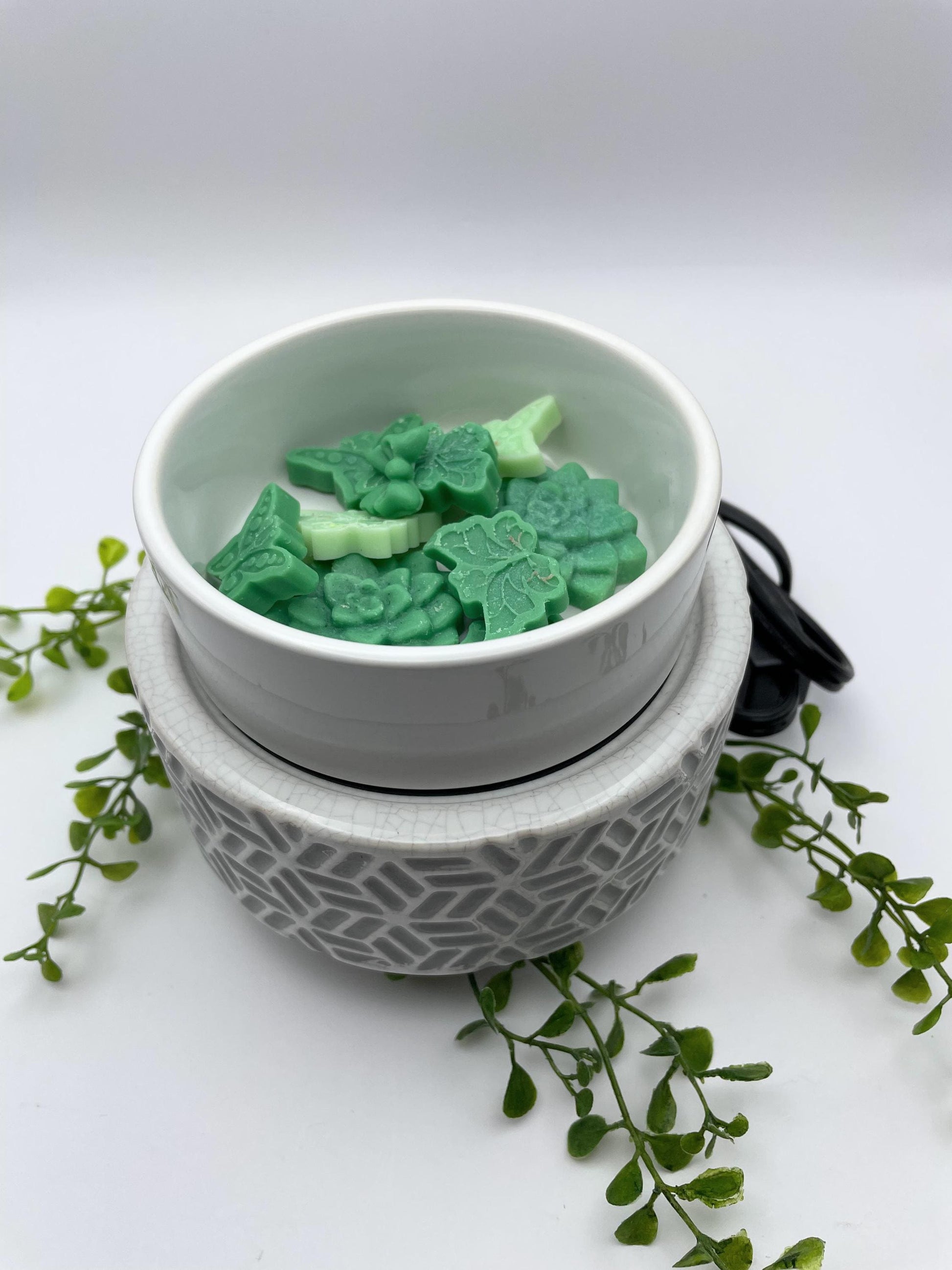 Black Barn 2 in 1 (New Design) Wax Melt/Candle Warmer