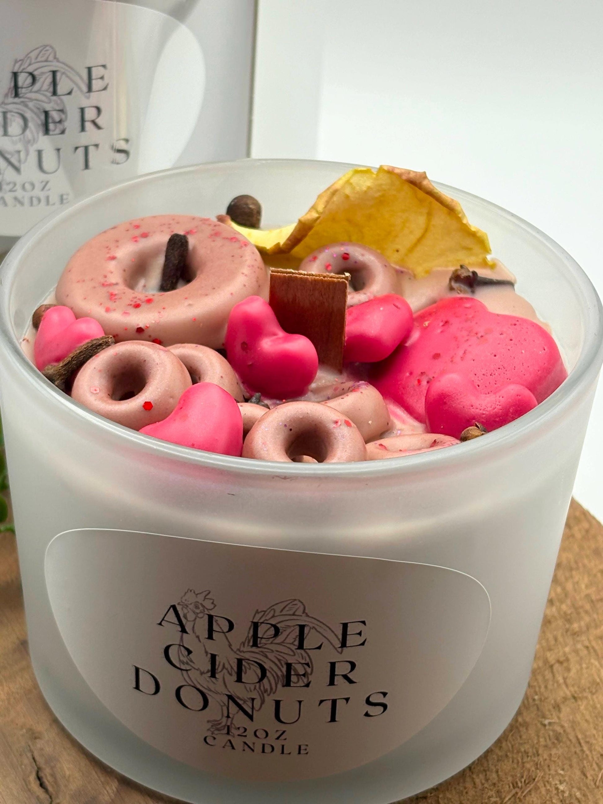 Apple Cider Donuts - 12 oz Wood wick Candle