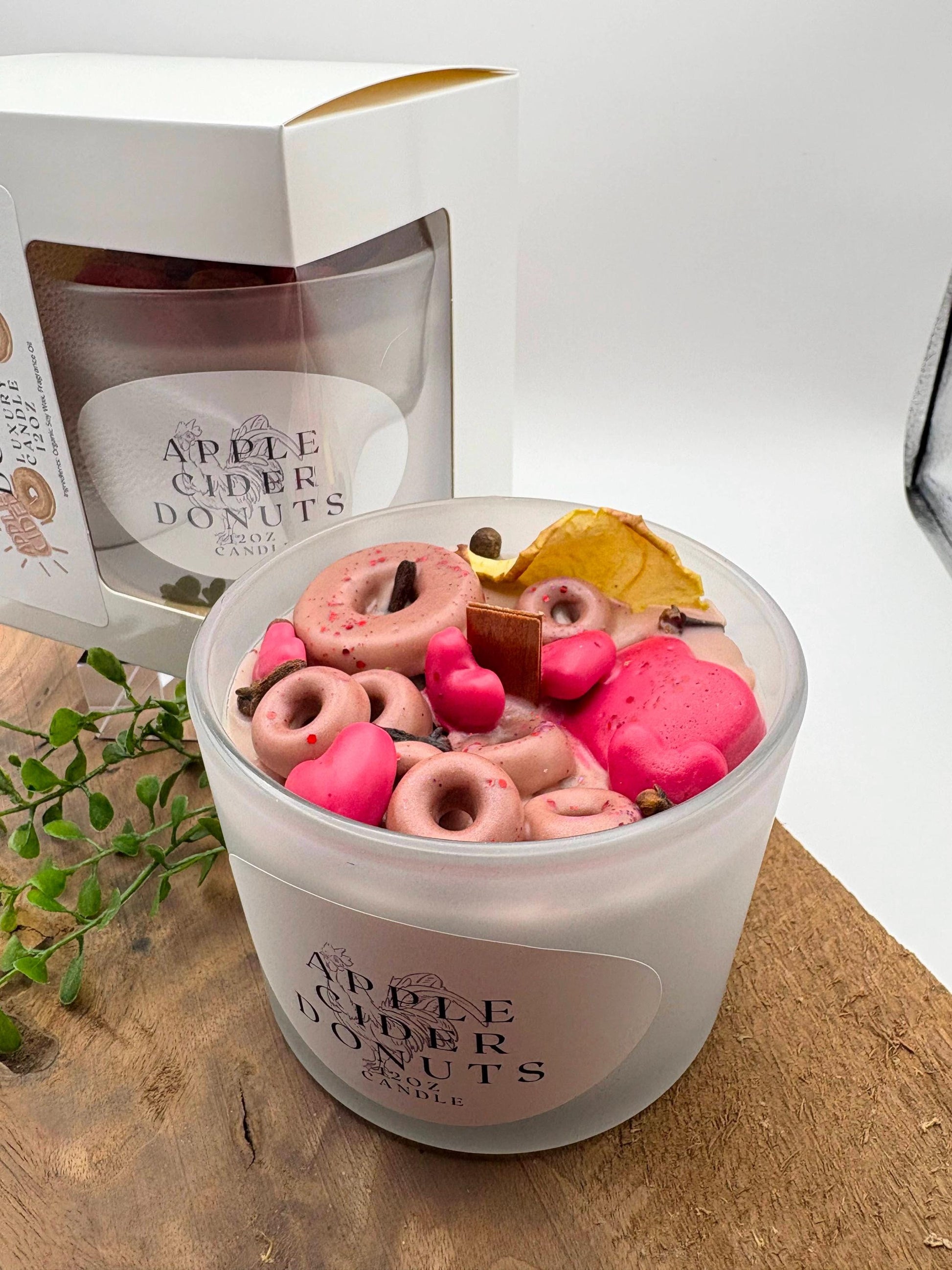 Apple Cider Donuts - 12 oz Wood wick Candle