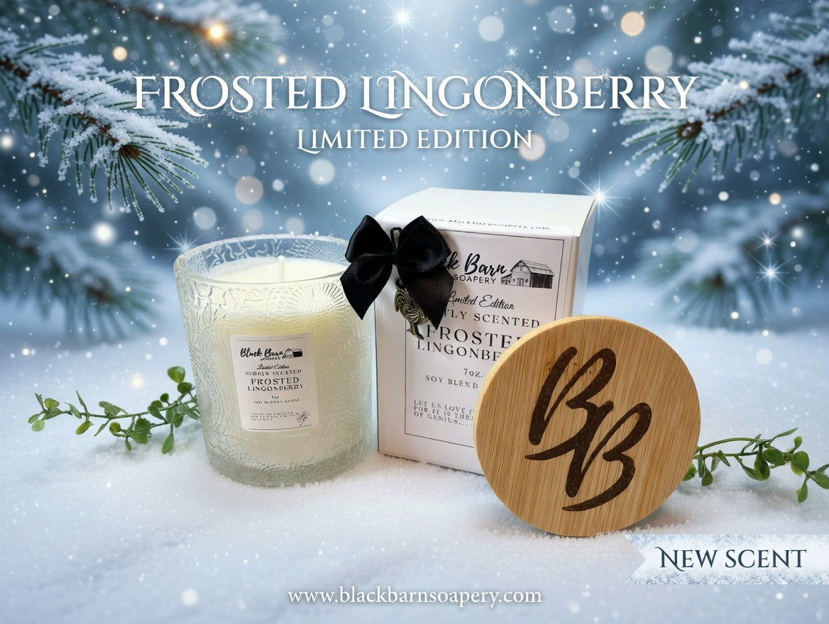 Frosted Lingonberry Limited Edition - Subtly Scented 7oz Jar Candle w/ Bamboo lid