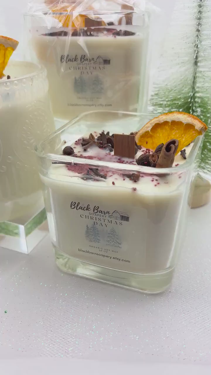 Christmas Day  -  12 oz Wood wick Candle